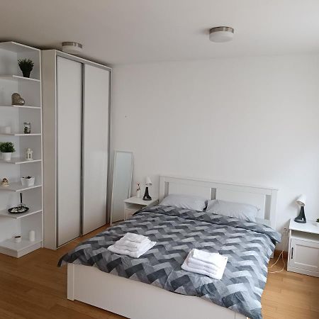 White Apartment Belgrad Zewnętrze zdjęcie
