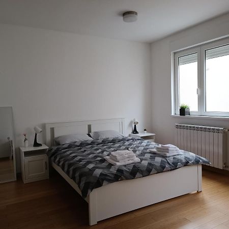 White Apartment Belgrad Zewnętrze zdjęcie