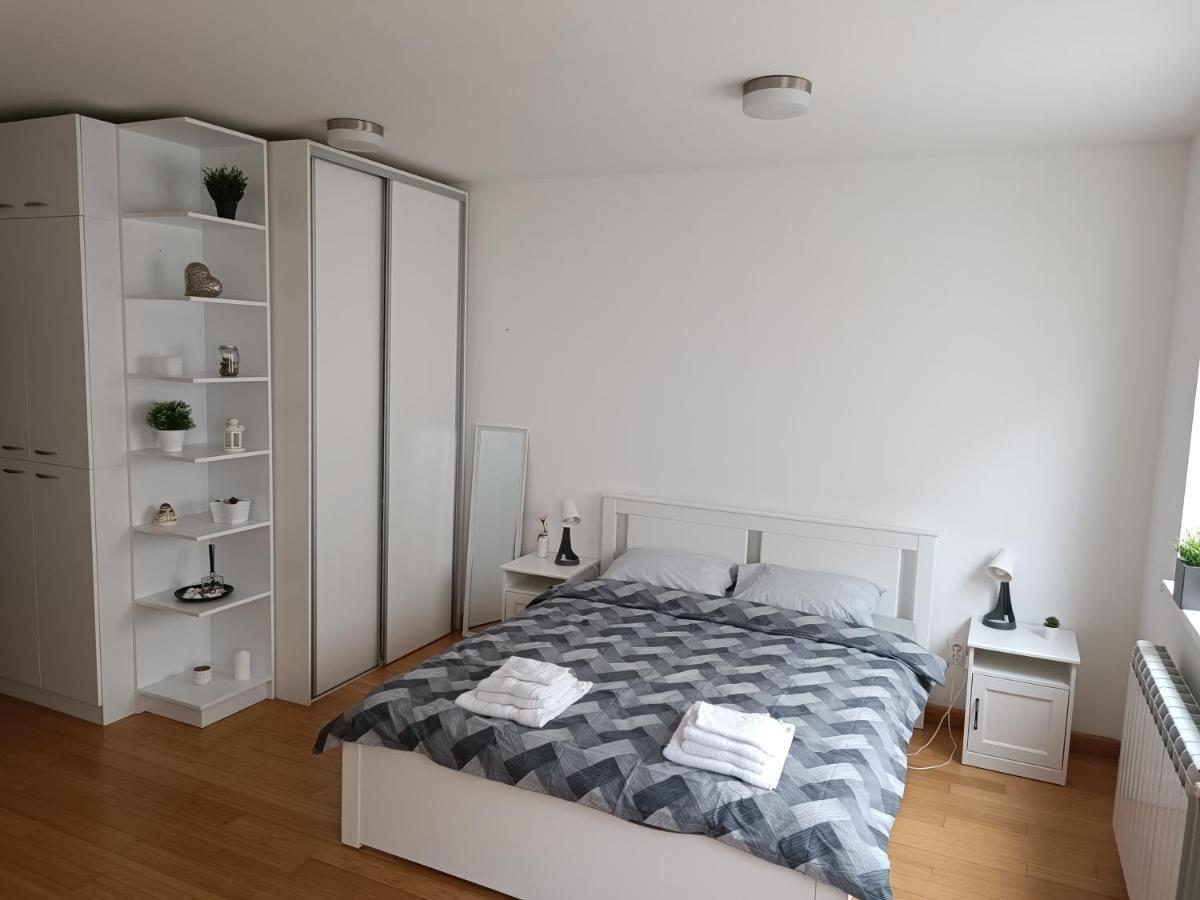 White Apartment Belgrad Zewnętrze zdjęcie