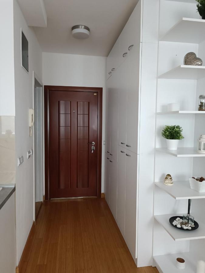 White Apartment Belgrad Zewnętrze zdjęcie